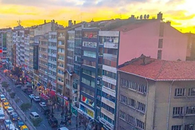 İstanbul'un En Önemli Caddelerinden Biri : Şişli - Halaskargazi Caddesi 
